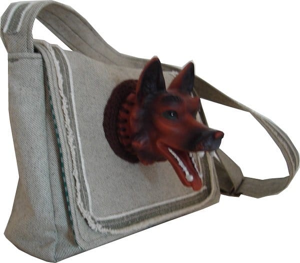 In je sas met je eigen ontworpen hippe, unieke tas