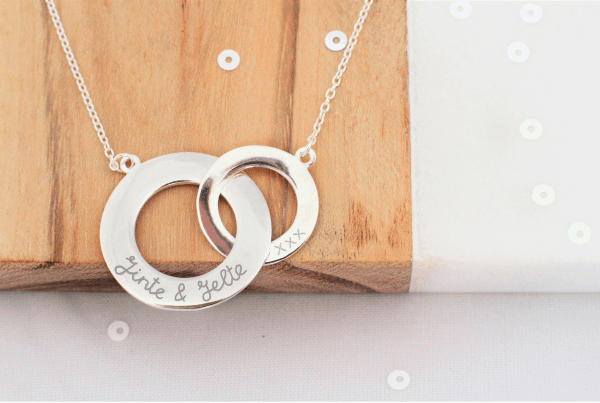 Zilveren ketting 'Verstrengeld' - € 49,95