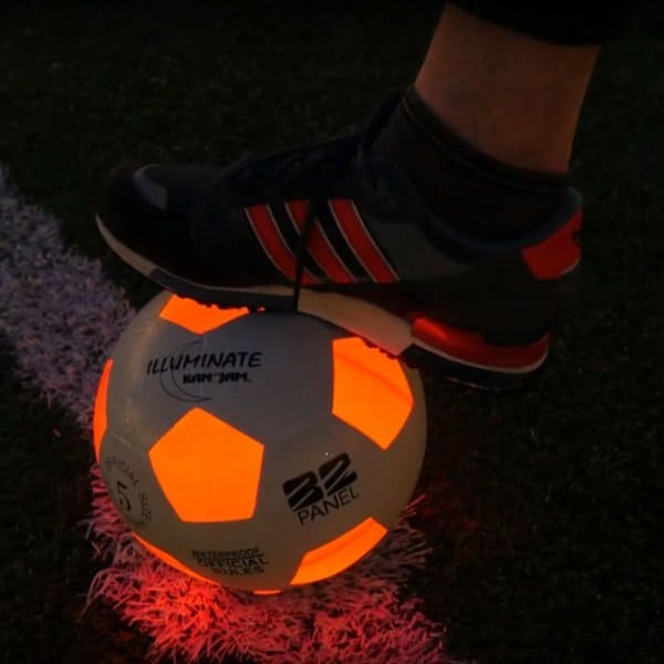 illuminatedfootball trendyspeelgoed illuminatedfootball trendyspeelgoed Hippeshops