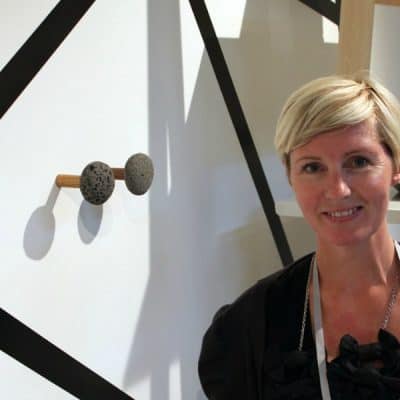 Normann Copenhagen Stone Hooks set van lavasteen