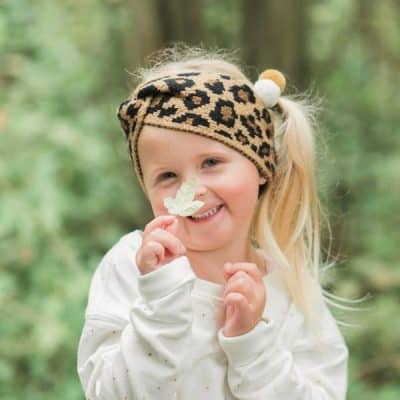 Haarbanden groots en uitbundig, de nieuwste haarmode trend voor kleine fashionista’s