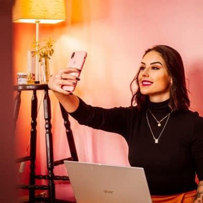 Shoploop is een nieuw video shopping platform van Google waar influencers hun ervaringen met online shoppers delen