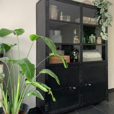 Deze industriële kasten zorgen voor extra sfeer in huis