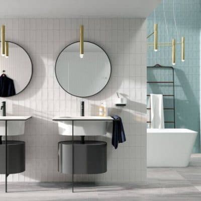 scandinavische badkamer met lange tegels