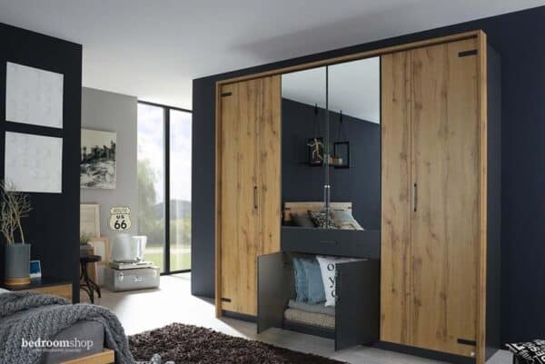 slaapkamer kledingkast