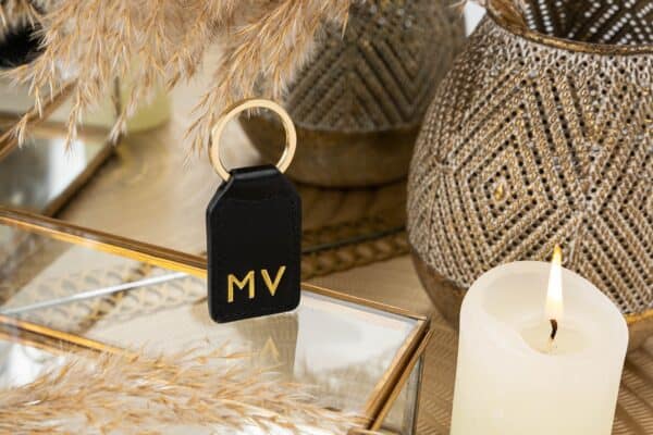 sleutelhanger met initialen kaya leren accessoires