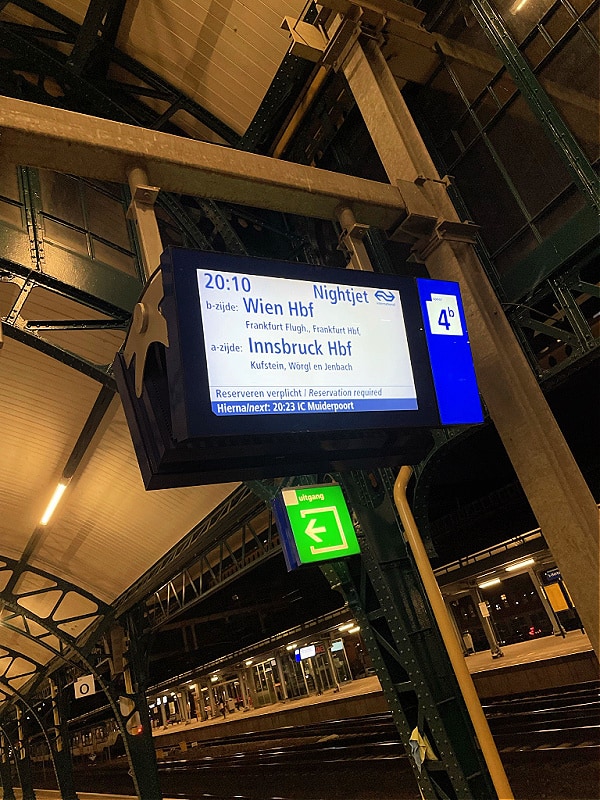 nachttrein amsterdam wenen