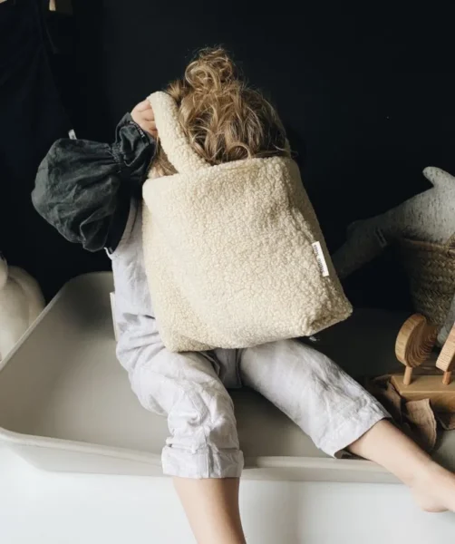 studio noos ecru mini teddy handbag